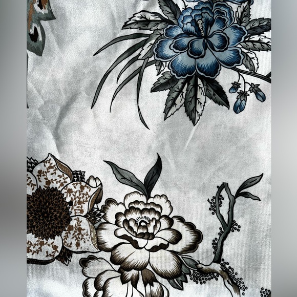 1-NWT CALLISTO HOME PEACOCK PRINT CURTAINS SET OF 2 PANELS SIZE 38”x 96” - Picture 14 of 16